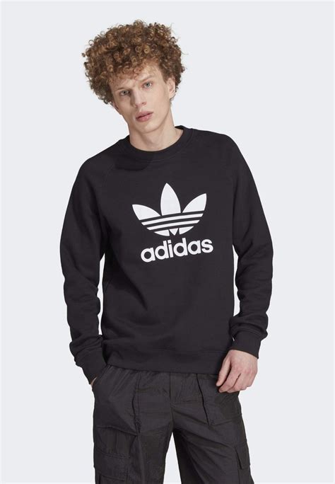 adidas trefoil crewneck sweatshirt.